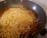 A picture of step 8 of Spaghetti with chorizo sausages.