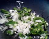 A picture of step 2 of Sunshine's cheese broccoli chicken linguine.