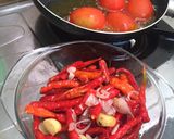 Foto langkah ke 1 dari resep Sambal Goreng Belacan / Terasi (untuk stock).