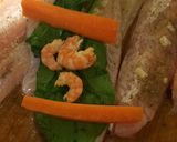 Foto del paso 1 de la receta: Pescado al horno con camarones, espinaca y zanahoria