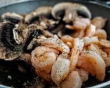Foto del paso 1 de la receta: PORTOBELLO🍄Y🍤Camarones al Ajillo...!