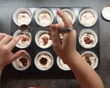 Almás-diós muffin lekvárral recept fázis 4 fotója