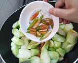A picture of step 3 of Turai ka Salan (Ridge gourd Curry).