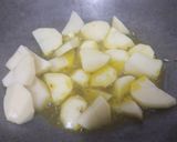 A picture of step 3 of Jeera saunf flavour potatoes.