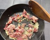 รูปขั้นตอนการทำที่ 6 ของ ผัดกะหล่ำปลีใส่หมู