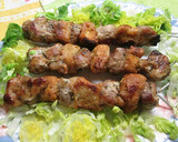 Foto del paso 8 de la receta: Brochetas de cerdo y trozos de pan crujiente (para dieta)