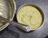 A picture of step 5 of Dhokla/ Moong Dal Dhokla.