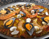 Foto del paso 5 de la receta: PAELLA DE MARISCO!🥘