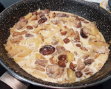 Foto del paso 9 de la receta: Macarrones gratinados con setas y manzana!!