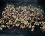 Une image de l'étape 11 de Courgettes et tomates au lard et persil.