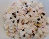 A picture of step 4 of Creamy fruit chat.