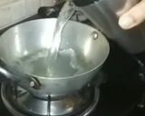 A picture of step 1 of Masala maggi.