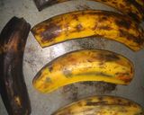Foto del paso 1 de la receta: Canoas de plátano maduro y pollo