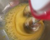 Foto langkah ke 1 dari resep Strawberry sponge cake dg metode au bain marie #Rebaked_Susan_Gracia.