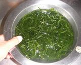 A picture of step 2 of Sea Noodles - Simmered Shredded Kombu.