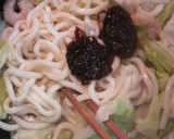 A picture of step 4 of Stir-Fried Udon in 10 min with Simmered Nori Seaweed.