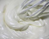 A picture of step 4 of NY Cheesecake.