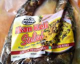 Gambar langkah 3 resipi Bayam Brazil Masak Lemak Cili Padi Bersama Ikan Keli Salai.