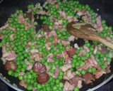 A picture of step 4 of The Lazy Pasta Carbonara.