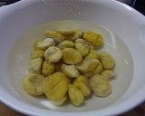 A picture of step 2 of Chestnut Rice (With Glutinous Mochi Rice).