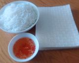 Hình bước làm 2 của món Bánh TRÁNG cuốn tôm thịt