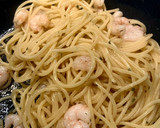 Foto del paso 6 de la receta: Spaghetti con gambas 🍤