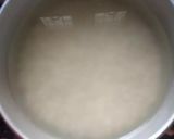 A picture of step 1 of Matar soya chunk pulao.
