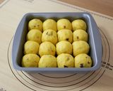 A picture of step 9 of Pull-Apart Bread Rolls with 50% Kabocha Squash.