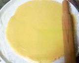 A picture of step 6 of Jam & Buttercream Sandwich Cookies.