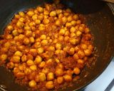 A picture of step 3 of Punjabi Chole Bhature.