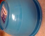 A picture of step 7 of Kool-Aid Cake.
