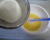 A picture of step 5 of Mix and Bake Lemon Yogurt Cake.