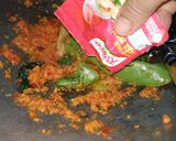 Foto langkah ke 2 dari resep *Asampadeh Patin telur*.