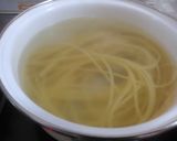 A picture of step 3 of King Oyster Mushroom & Spinach Pasta with Butter and Soy Sauce.