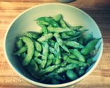 A picture of step 1 of Edamame with Garlic.