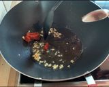 Foto del paso 1 de la receta: Curry rojo de pollo y verduras