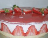 صورة لخطوة 16 من وصفة الفريزي🍓 كيكة الفراولة الرائعة 🤤