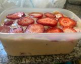 Foto del paso 3 de la receta: Helado de banana, manteca de maní y frutillas. Saludable & sin azúcar