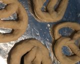 A picture of step 11 of Soft homemade buttery pretzels.