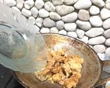 Foto langkah ke 5 dari resep Ayam Lada Garam.