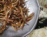 Gambar langkah 5 resipi Nasi goreng kampung.