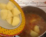 Foto del paso 9 de la receta: Costillejas con patatas y albóndigas