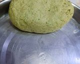 A picture of step 2 of Multigrain Bathua Roti.
