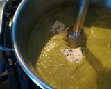 Foto del paso 2 de la receta: Crema de calabacín murciano con queso azul
