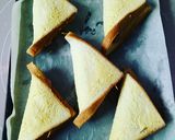Foto langkah ke 4 dari resep Sosis Keju French Toast.
