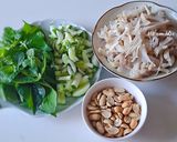 Hình bước làm 2 của món BÚN mắm nêm Đà Nẵng (Phiên bản nhà tôi 😛😘)