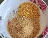 A picture of step 1 of Weat and moong dal dalia.