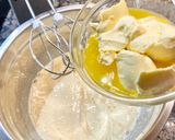 Foto del paso 3 de la receta: Pastel de mantequilla, naranja y plátano, con cobertura crujiente