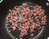 Foto del passaggio 1 della ricetta Risotto panna salsiccia e asiago