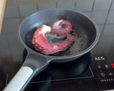Foto del paso 5 de la receta: Guisantes con pulpo y chorizo